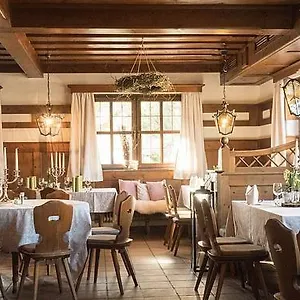 Hotel Landgasthof Weisses Lamm Engelthal